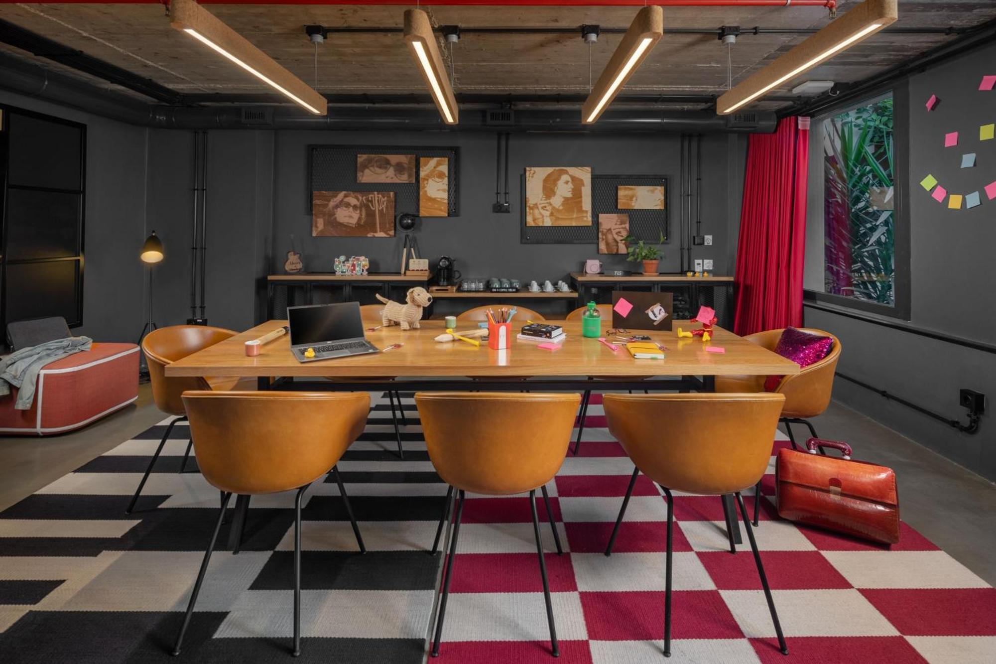 Moxy Lisbon City Exterior foto