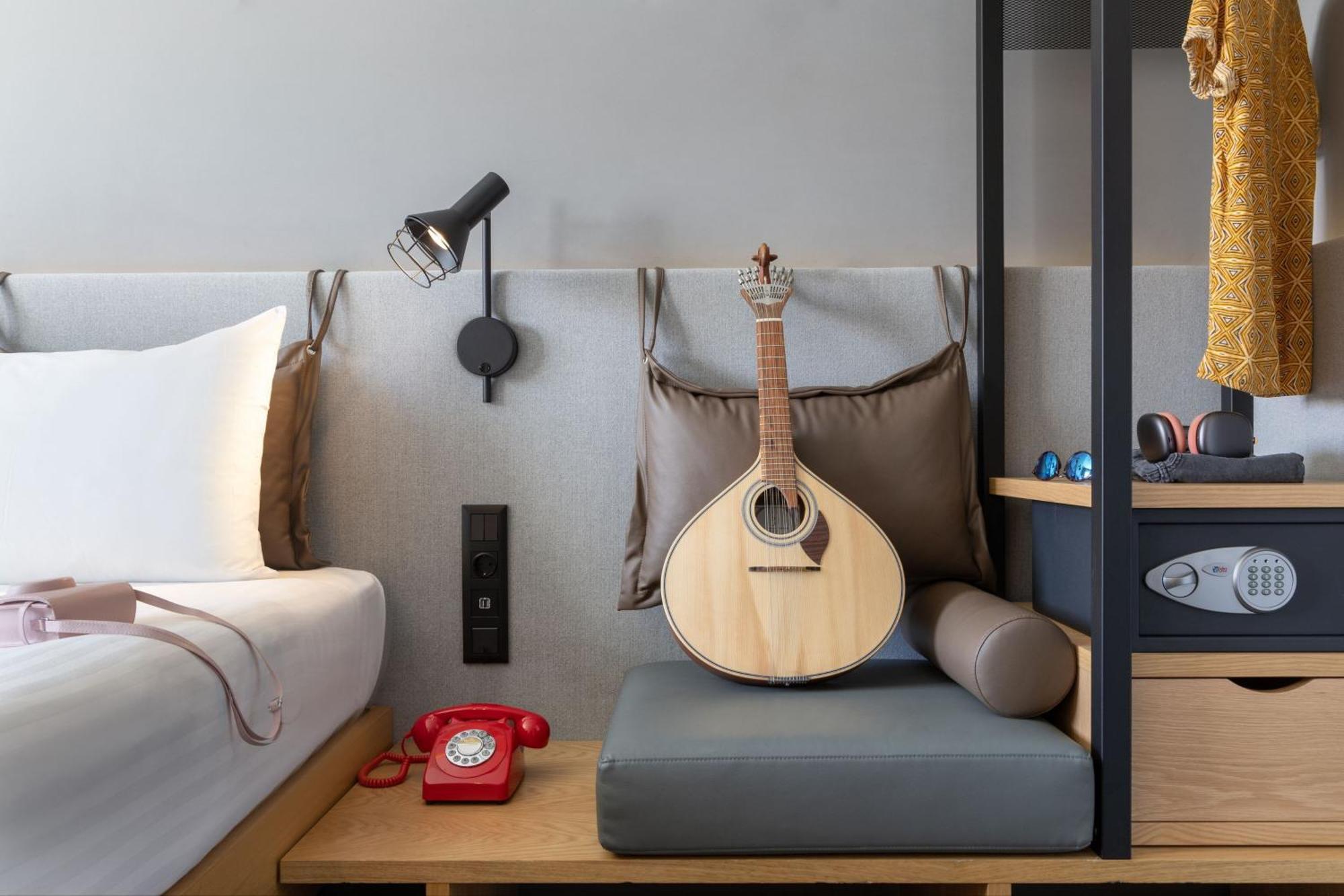 Moxy Lisbon City Exterior foto